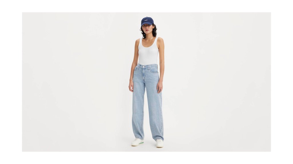 LEVI'S® WOMEN'S BAGGY DAD JEANS - MAKE A DIFFERENCE
